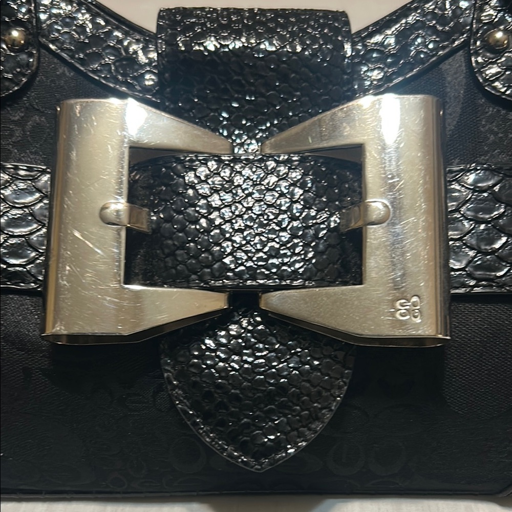 Vintage Guess Elegant Black Women's Handbag - Picture 9 of 13